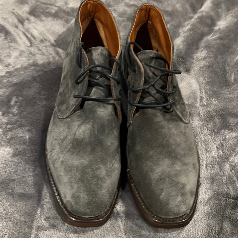 Frye men’s suede chukka 11.5 - like new